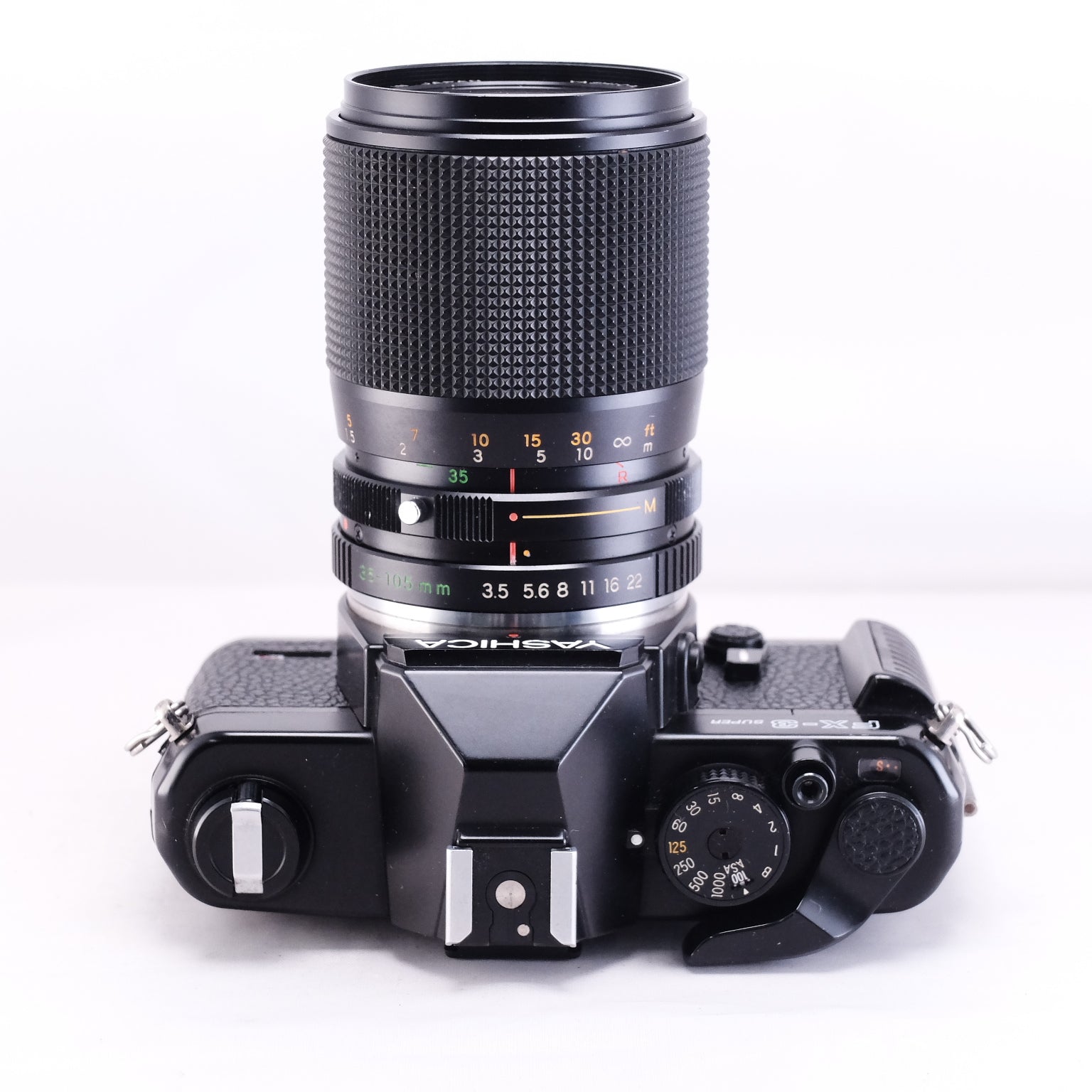 YASHICA FX-3 super + ML ZOOM 35-105/3.5-4.5