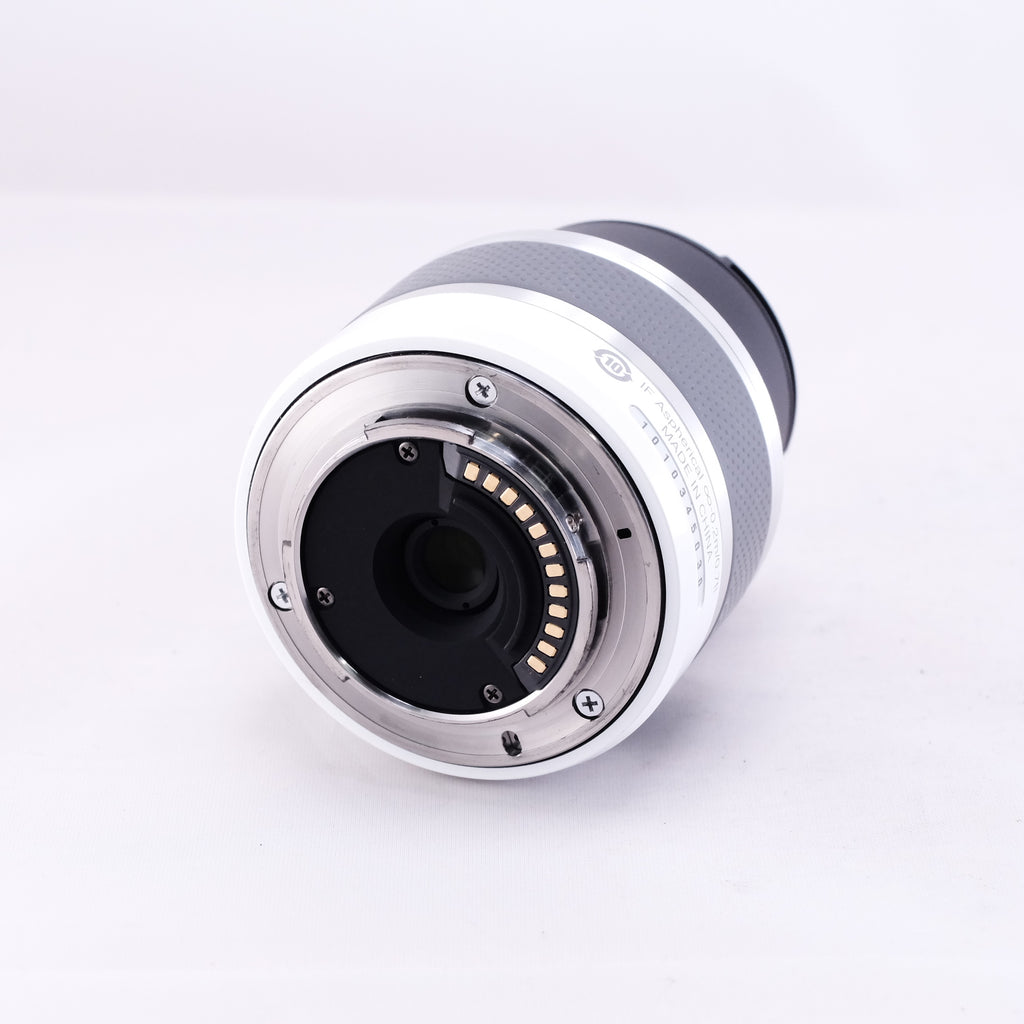 Nikon 1 J1（Silver）+ 1 NIKKOR 10-30mm F3.5-5.6