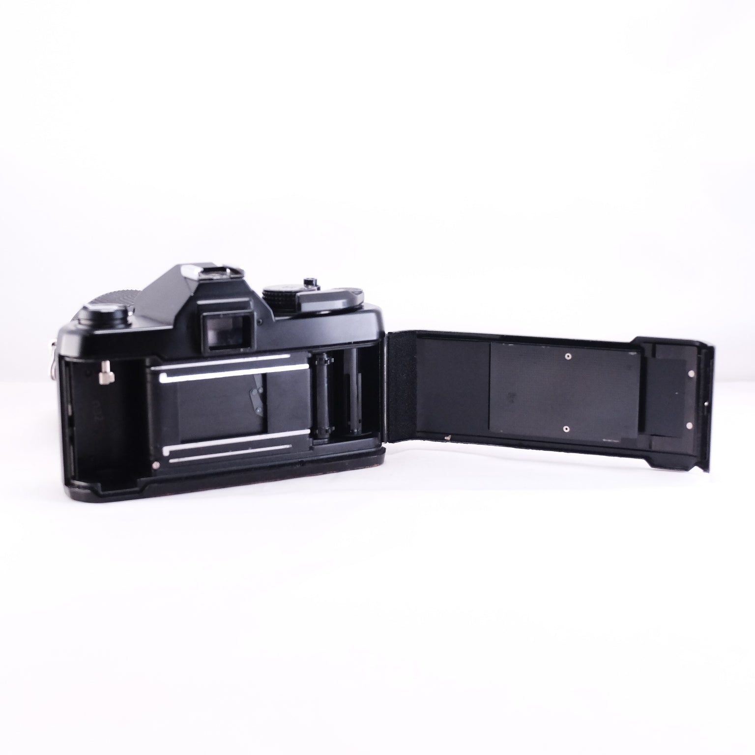 YASHICA FX-3 super + ML ZOOM 35-105/3.5-4.5