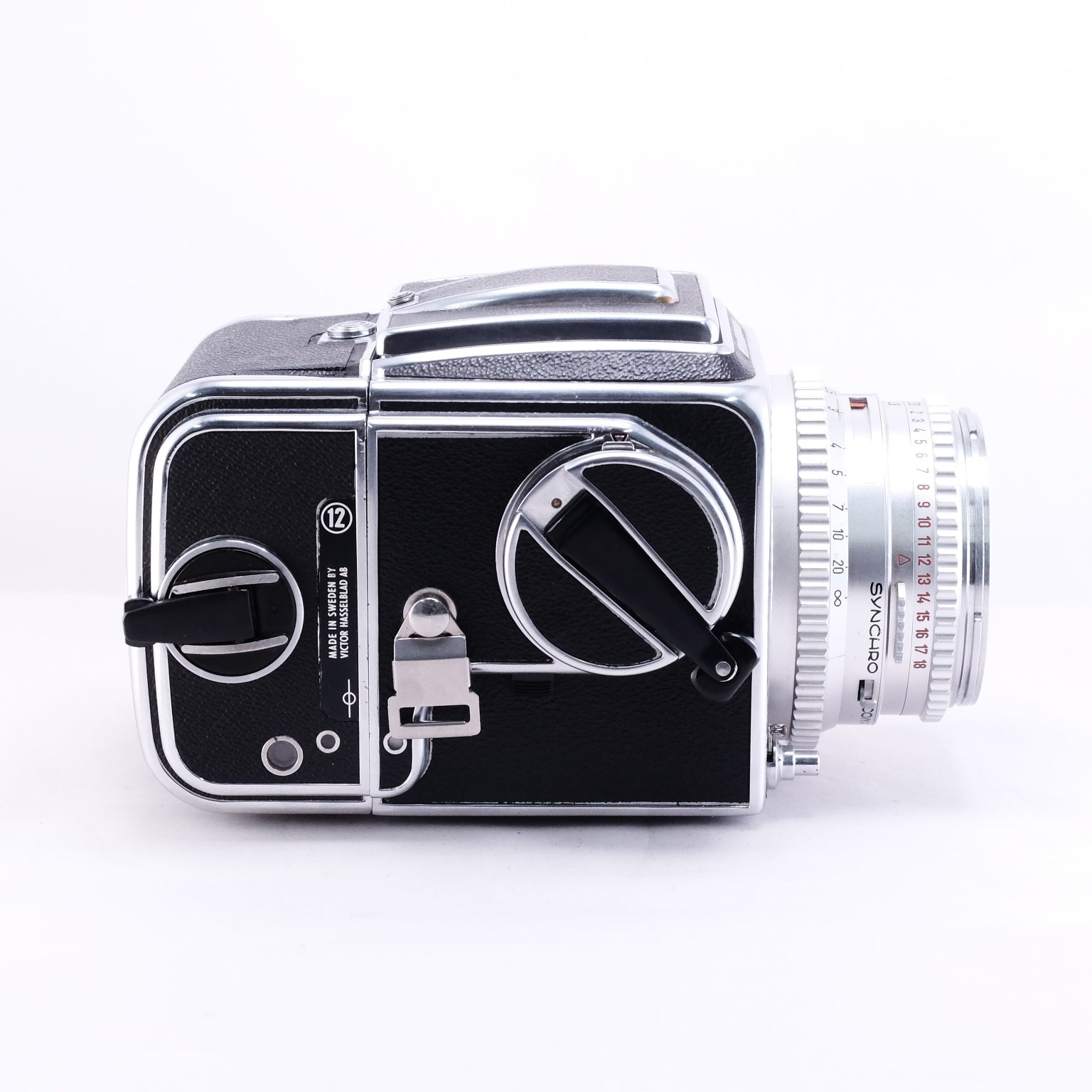 HASSELBLAD 500 C + Carl Zeiss Planar C 80mm F2.8 + A12