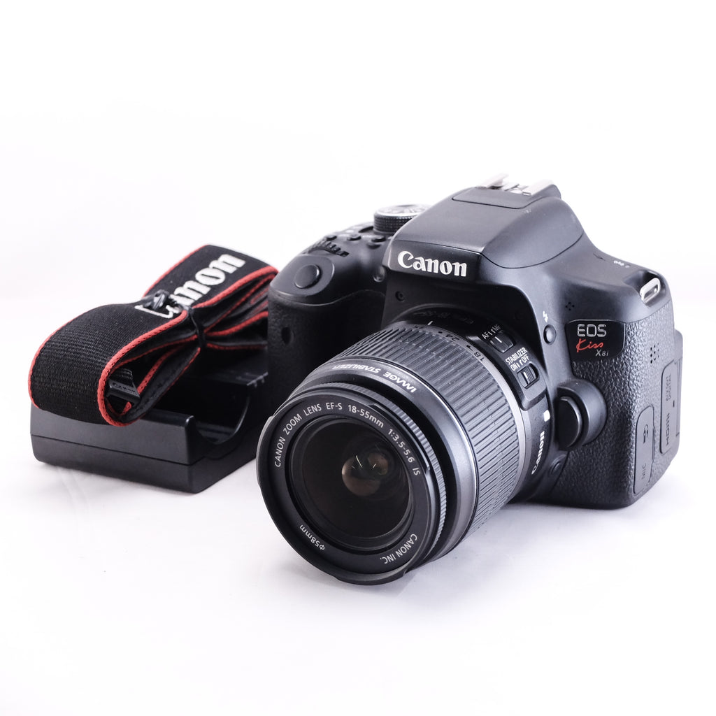 Canon EOS Kiss X8i + EF-S 18-55mm F3.5-5.6 IS
