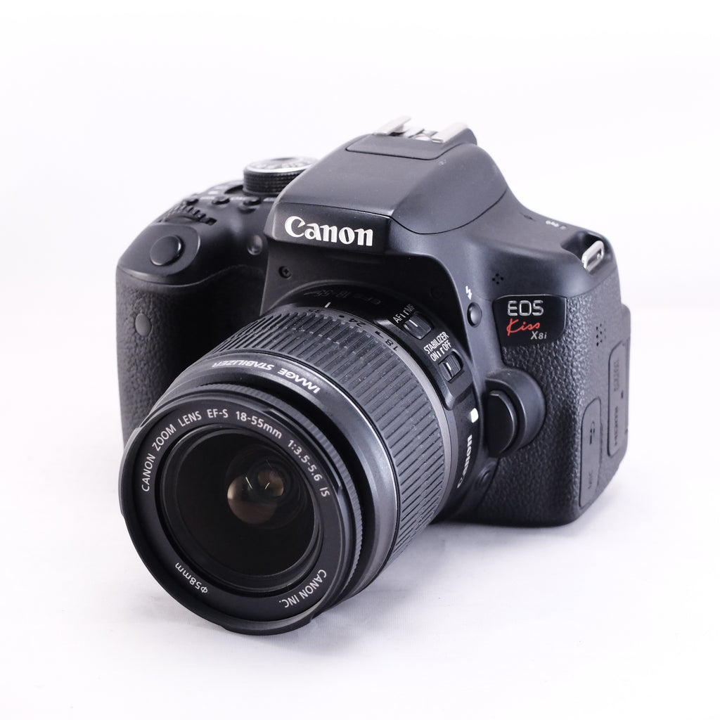 Canon EOS Kiss X8i + EF-S 18-55mm F3.5-5.6 IS