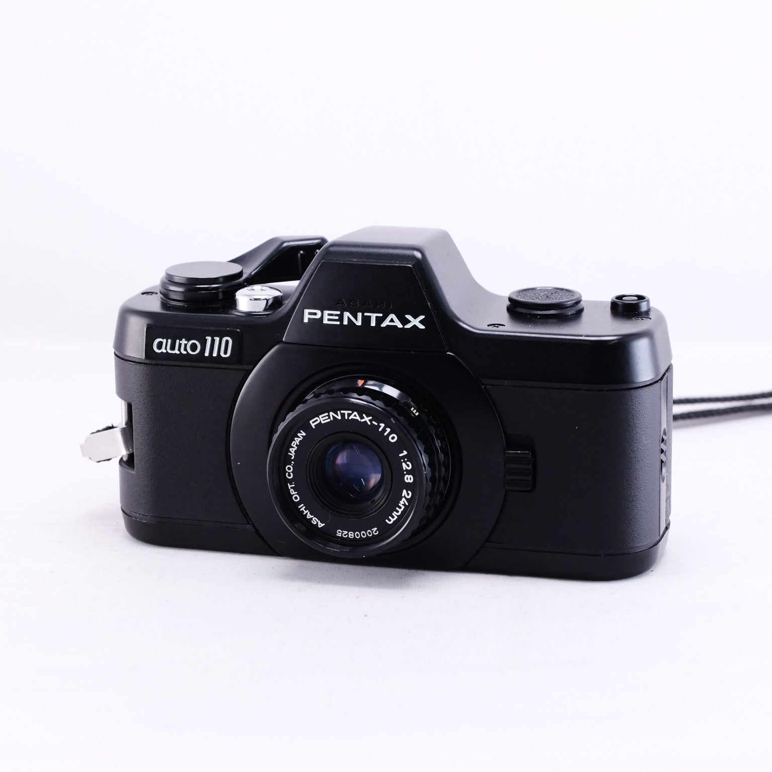 PENTAX auto 110 + 24mm F2.8