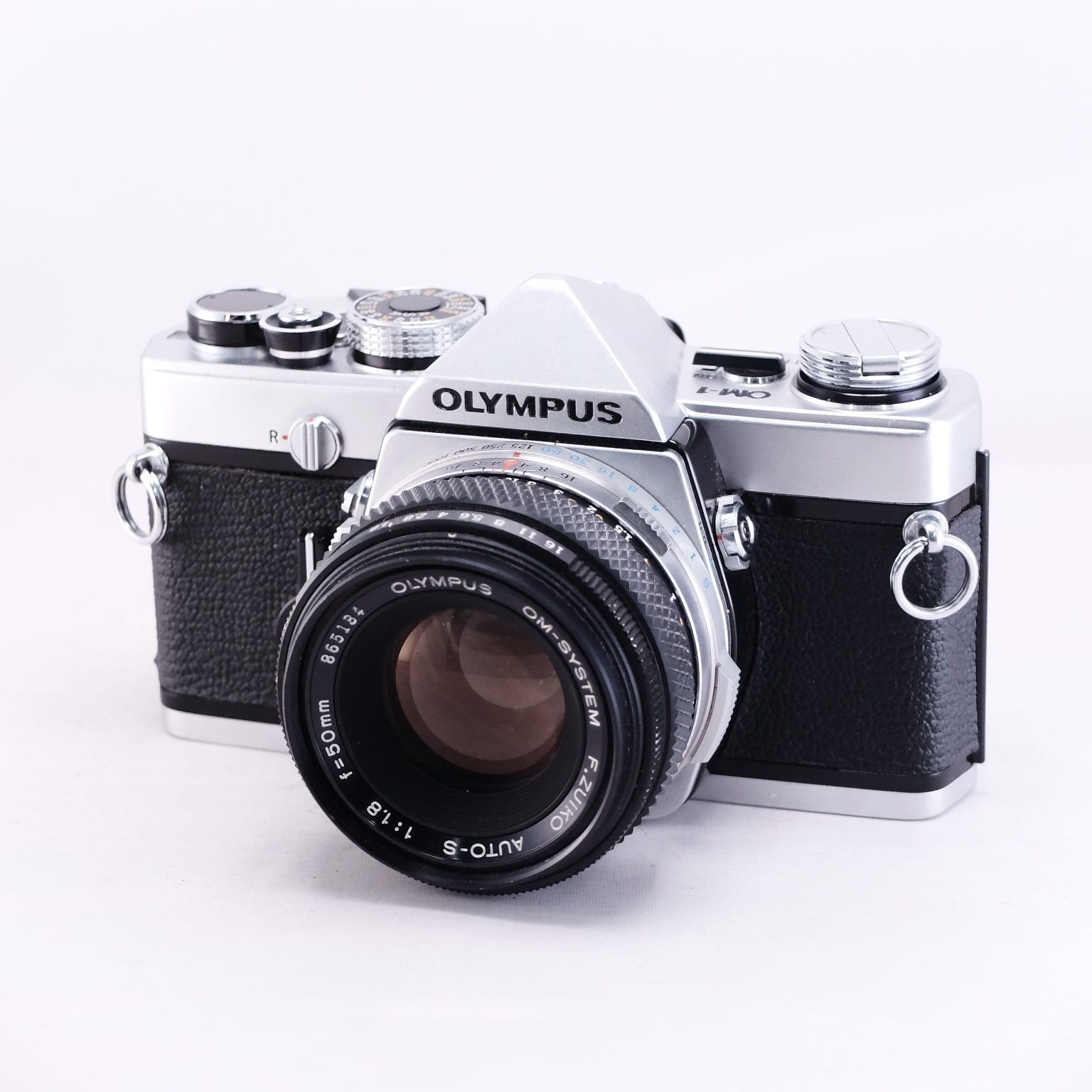 OLYMPUS OM-1 (Silver) + Zuiko 50mm F1.8