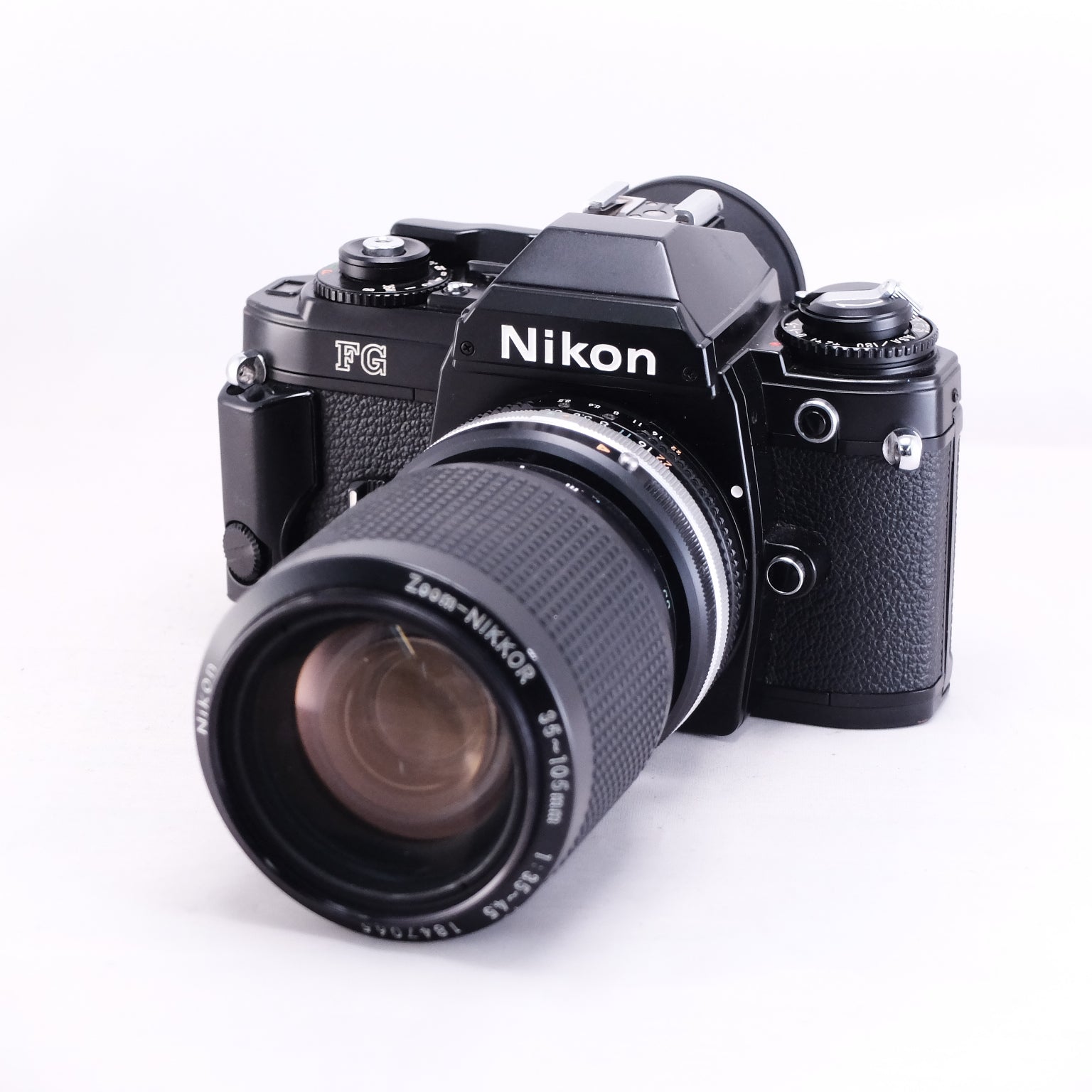 Nikon FG (Black) + Zoom NIKKOR 35-105/F3.5-4.5