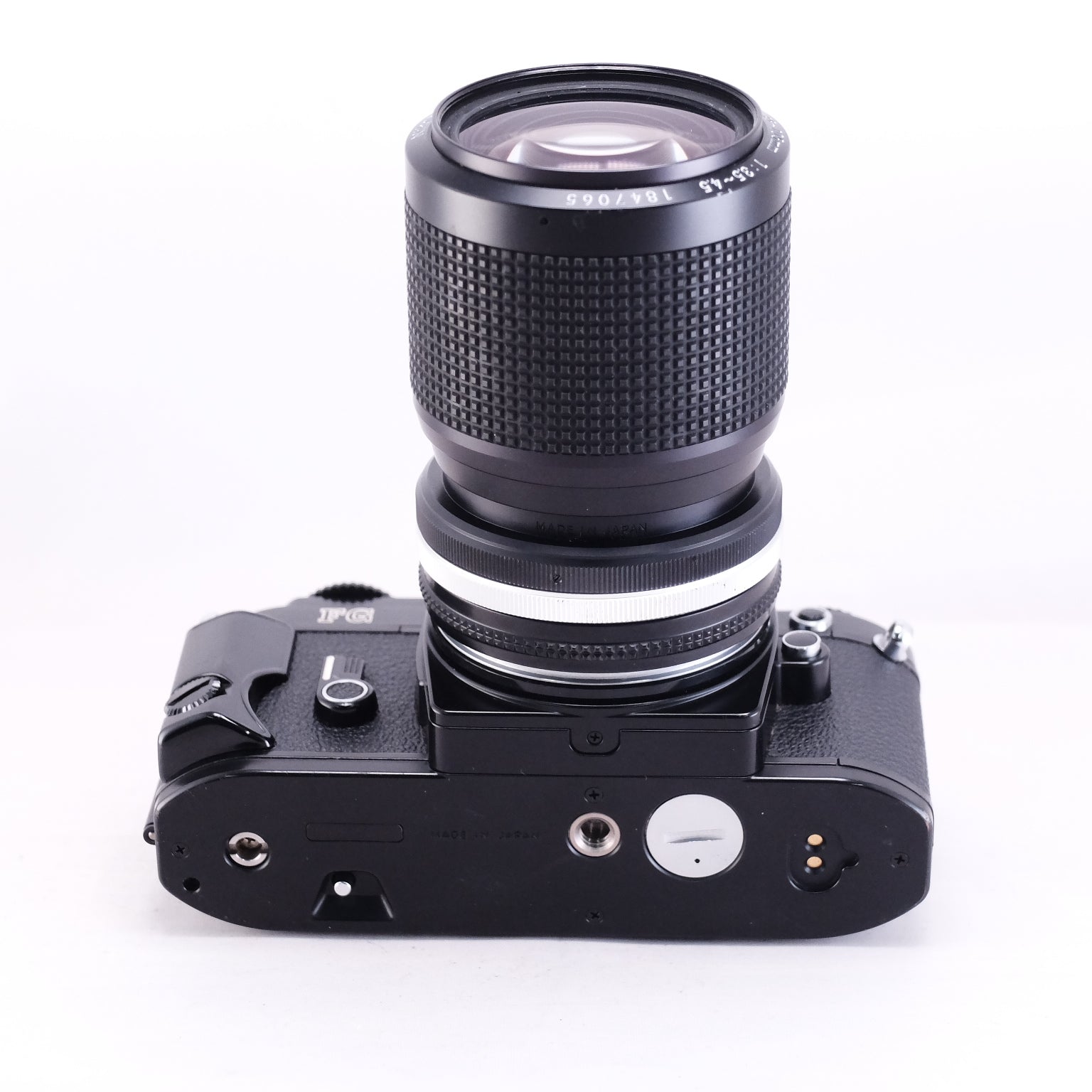 Nikon FG (Black) + Zoom NIKKOR 35-105/F3.5-4.5