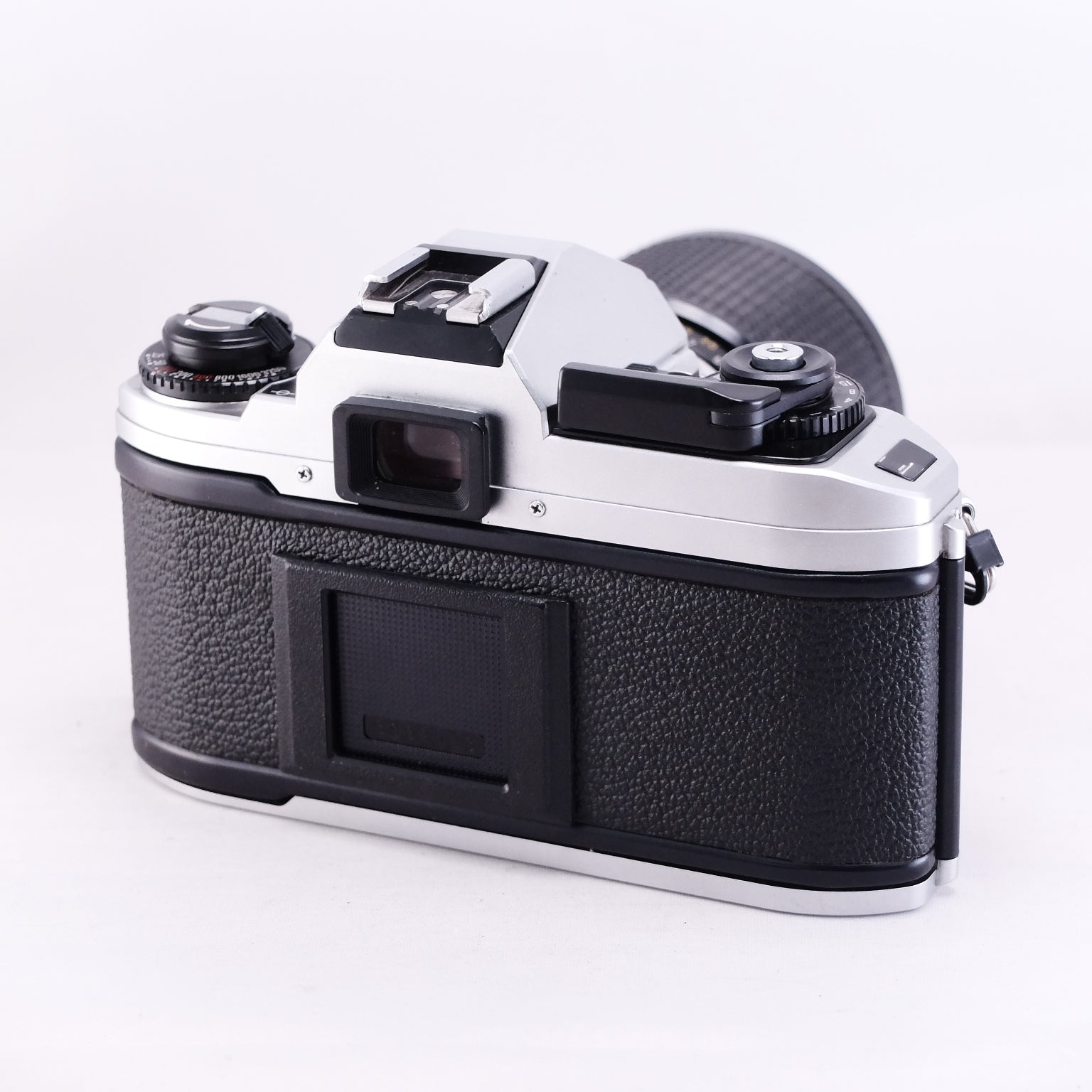 Nikon FG-20 (Silver) + Zoom NIKKOR 43-86/3.5