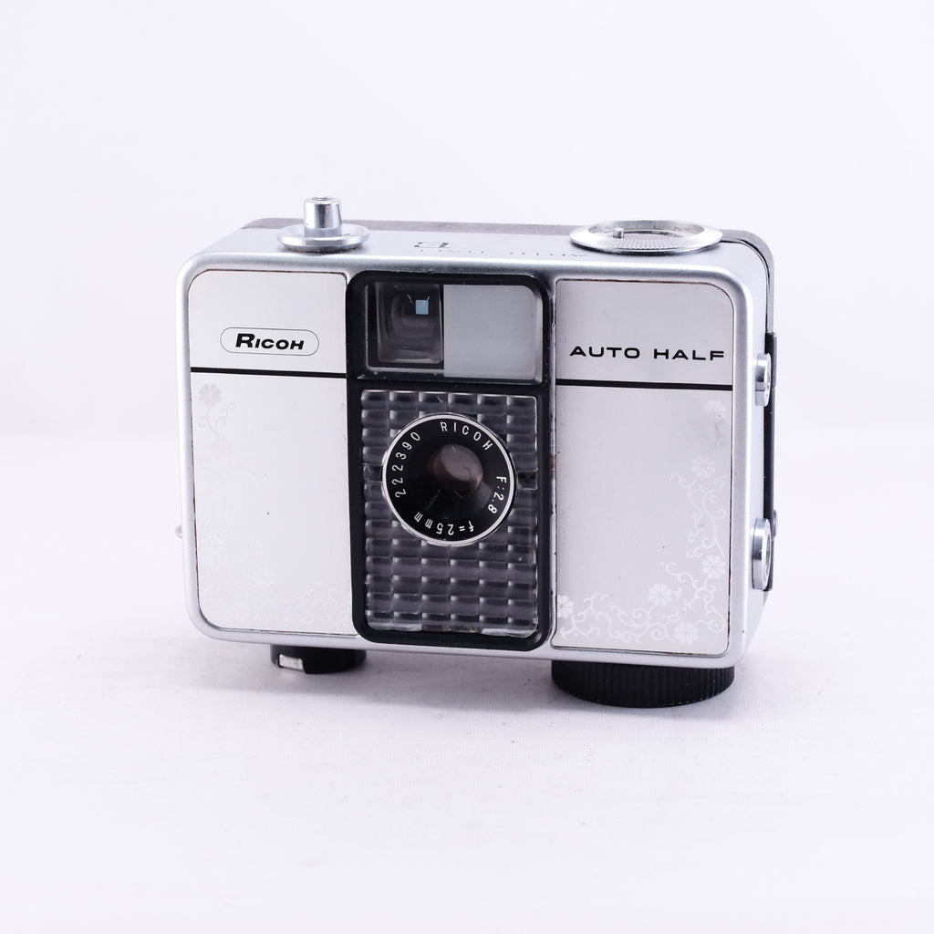 RICOH AUTO HALF E (White Flower)