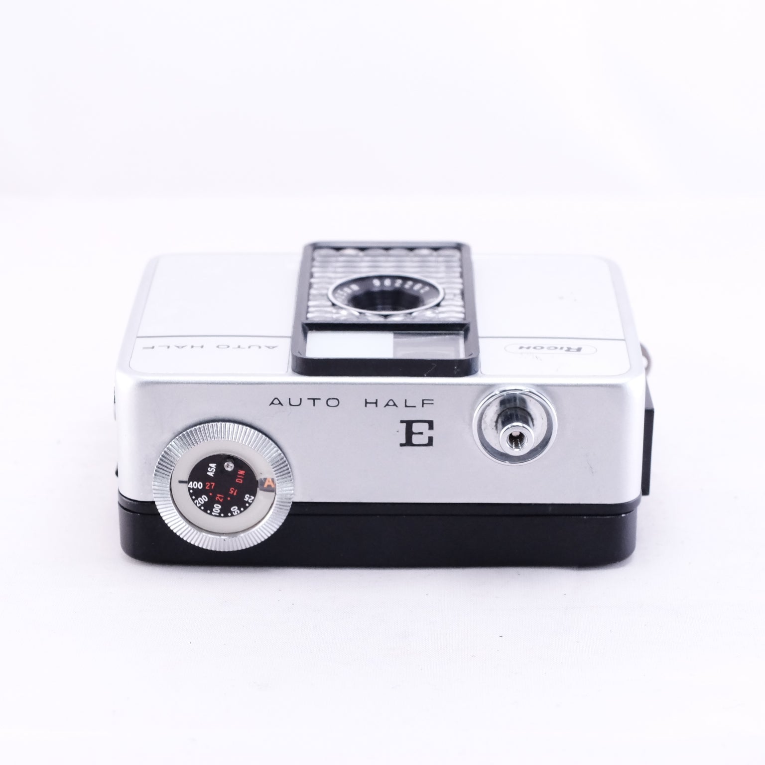 RICOH AUTO HALF E (White Flower)