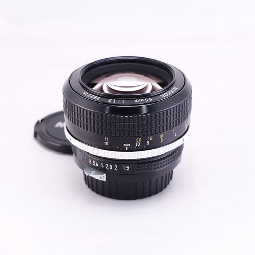 Nikon 非Ai NIKKOR 55mm F1.2 [F]