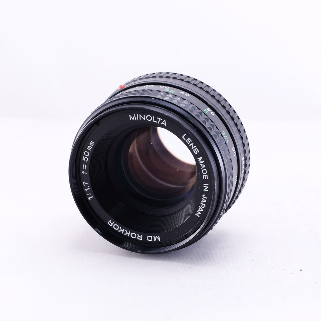 MINOLTA X-700 Black + MD ROKKOR 50mm F1.7