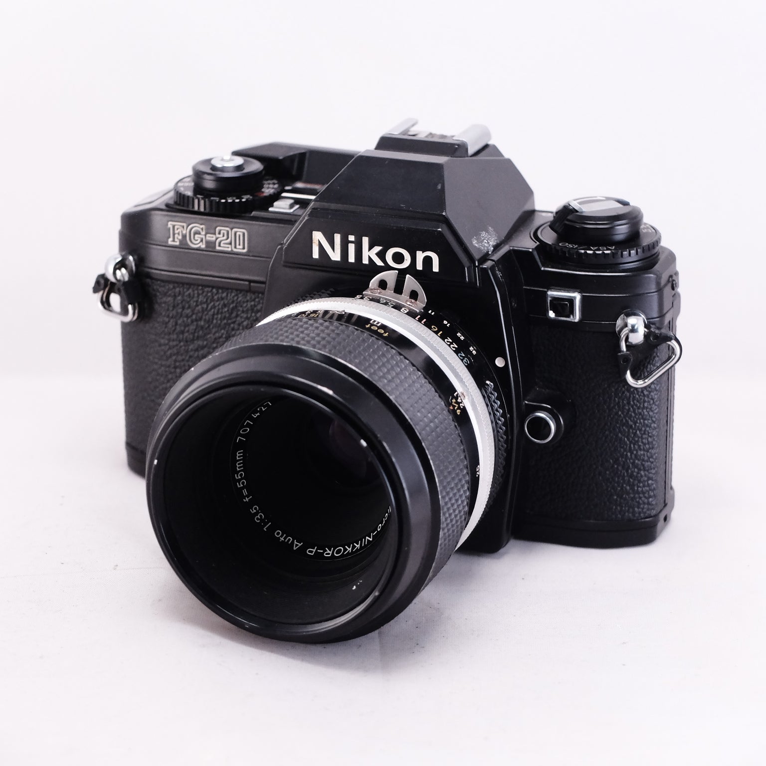 Nikon FG-20 (Black) + Ai改 Micro-NIKKOR-P.C Auto 55mm F3.5