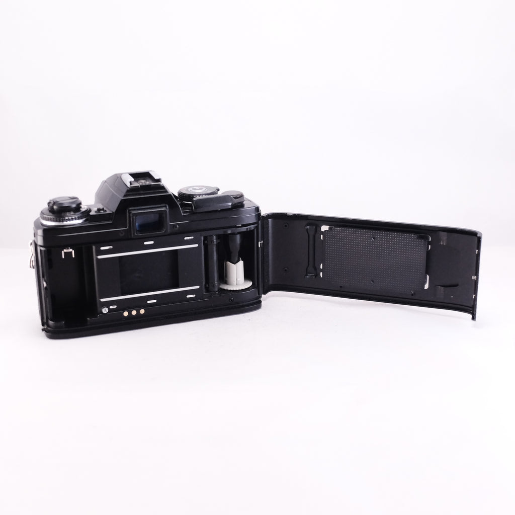 MINOLTA New X-700 + MD ROKKOR 50mm F1.7