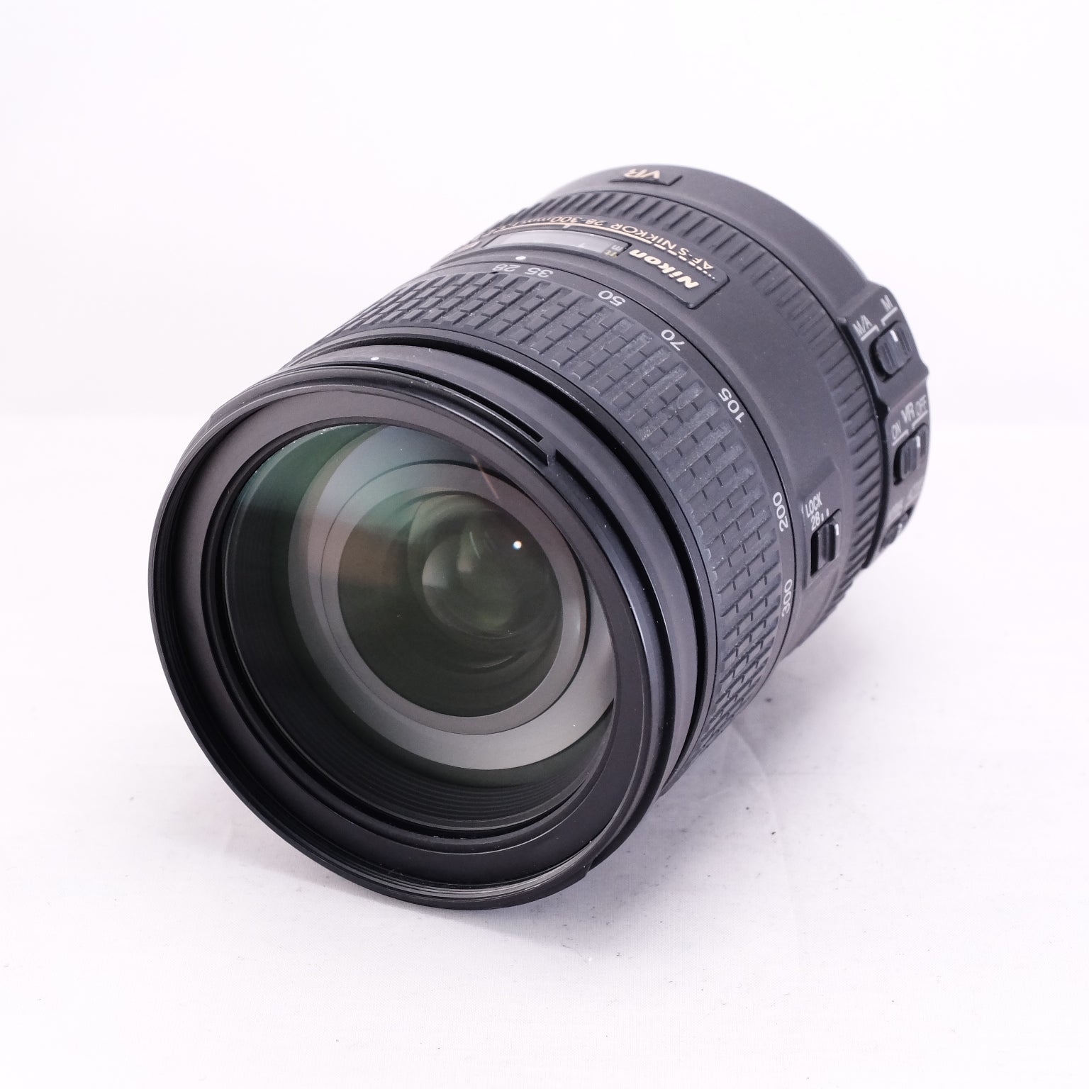 Nikon AF-S NIKKOR 28-300mm F3.5-5.6 G ED VR IF [F]