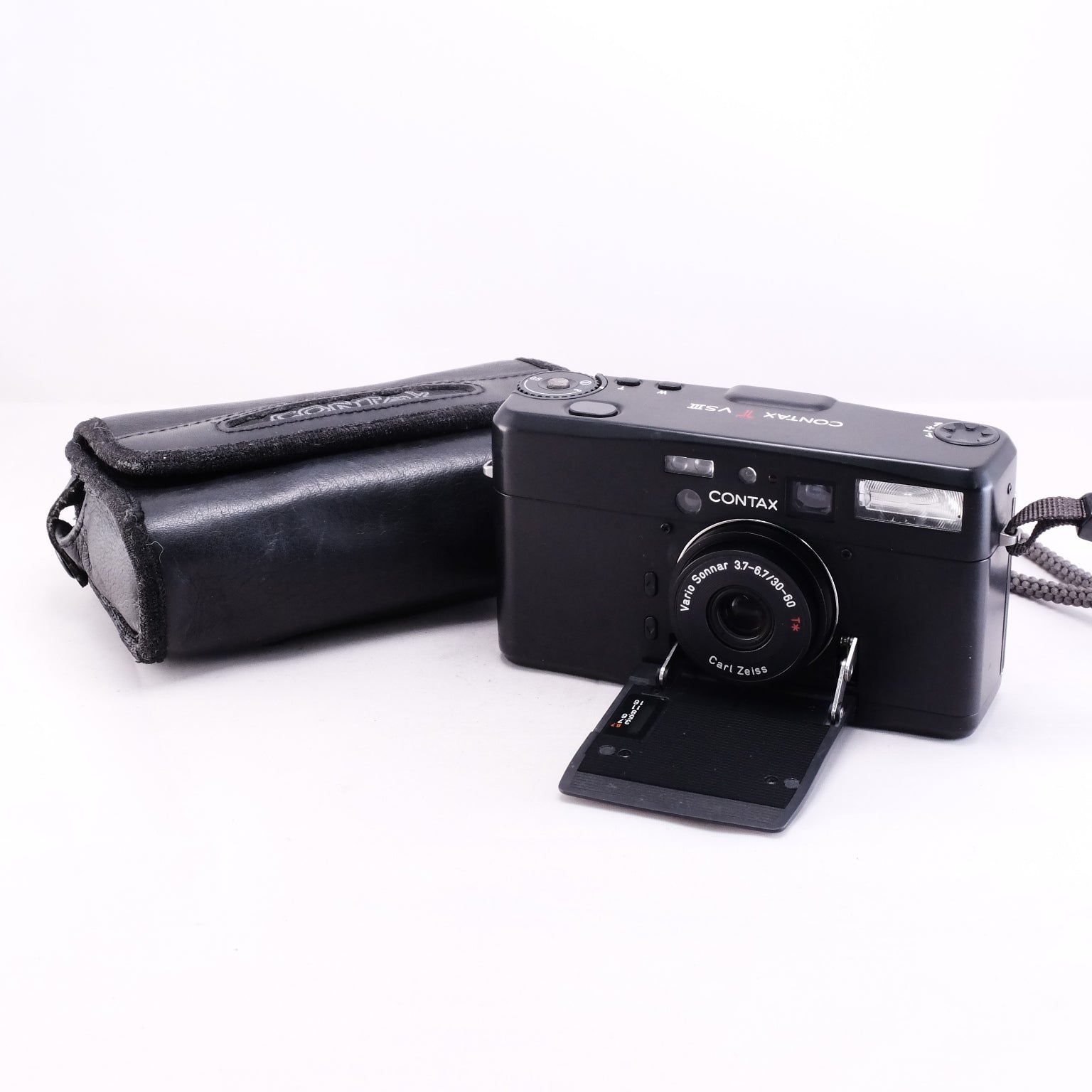 CONTAX Tvs III , Carl Zeiss Vario Sonnar T* (Black)