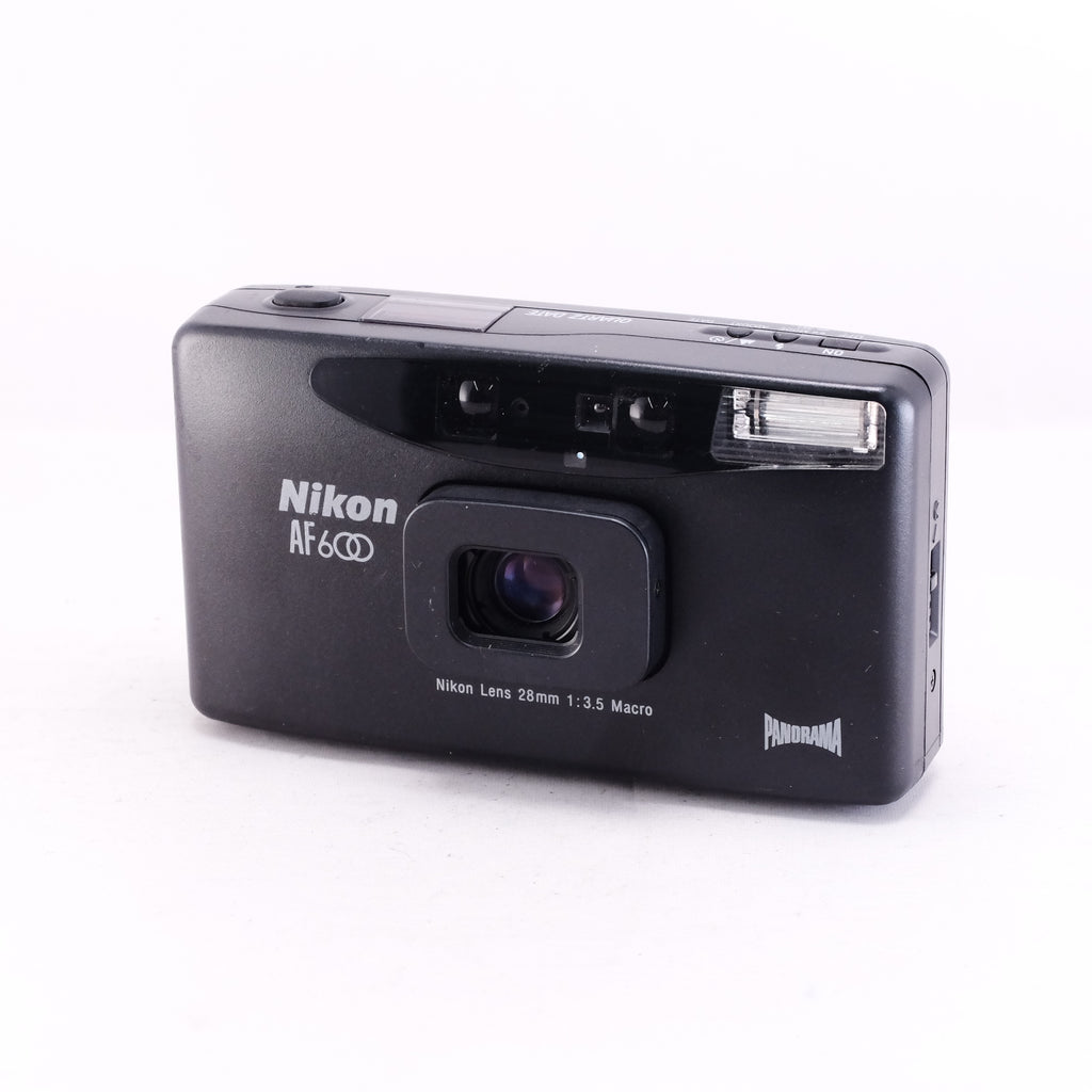 Nikon AF600 , 28/3.5