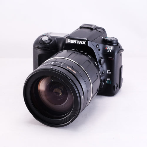 PENTAX *ist D + Tamron 20-300mm