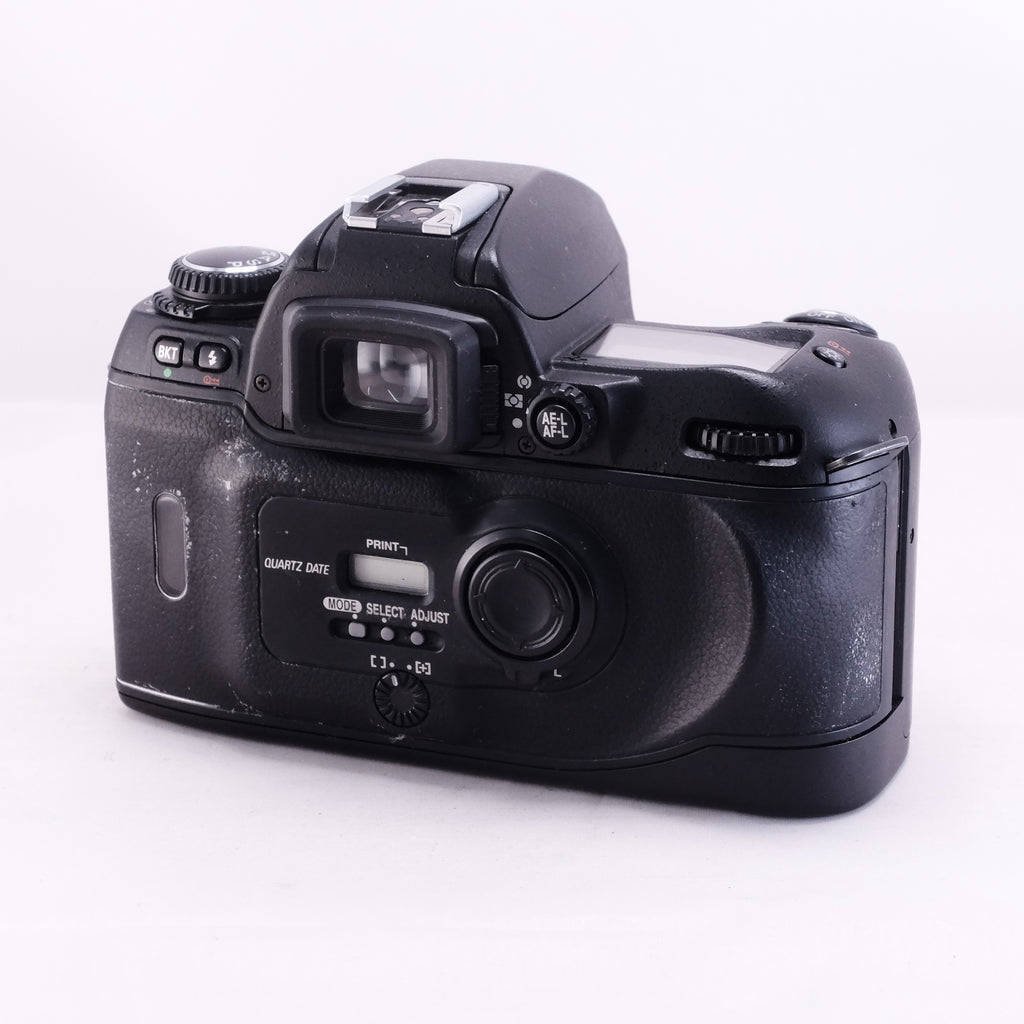 Nikon F80