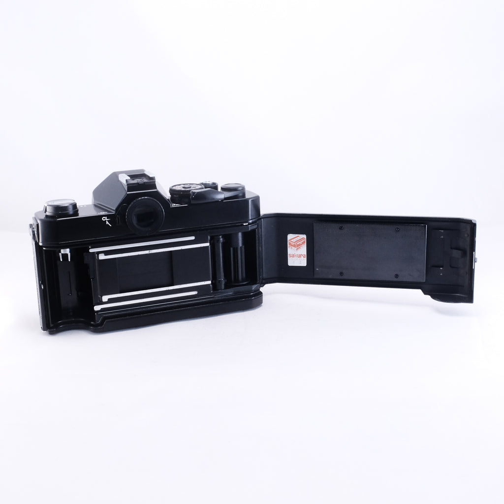 Konica AUTOFLEX T3 + HEXANON AR 57mm F1.4