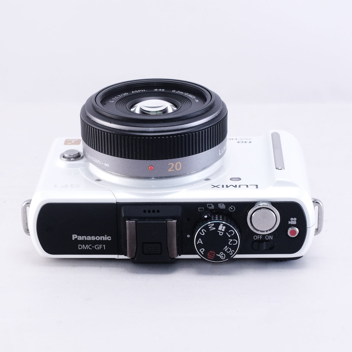 Panasonic LUMIX DMC-GF1 (White) + 20mm F1.7