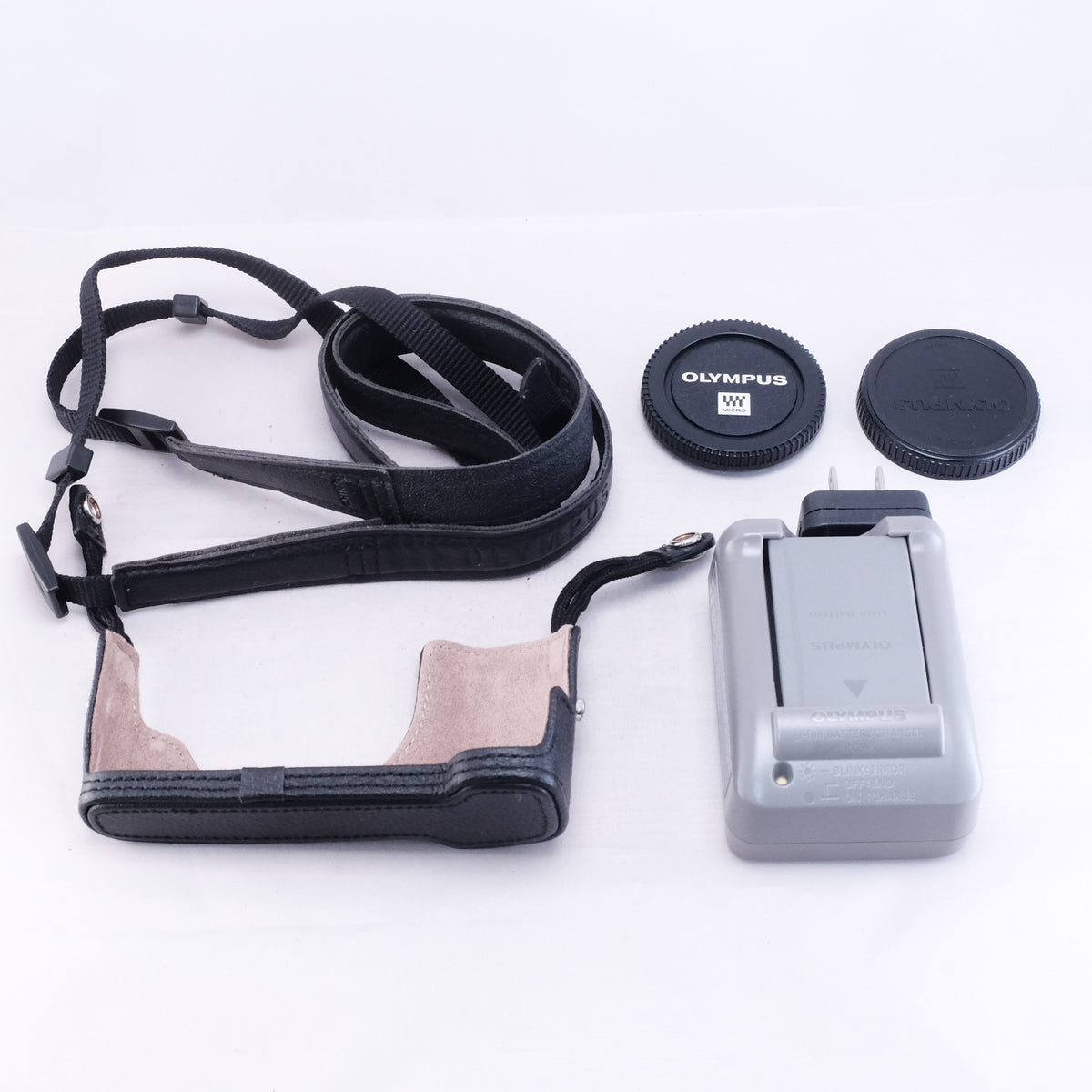 OLYMPUS PEN E-PL8 (Black) + 14-42 + 40-150mm 2lenses