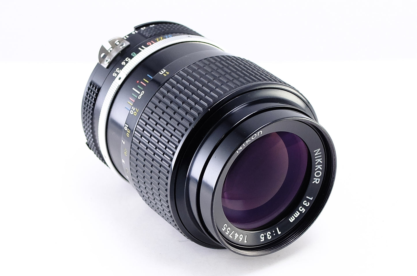 【Nikon】Ai NIKKOR 135mm F3.5［ニコンFマウント］