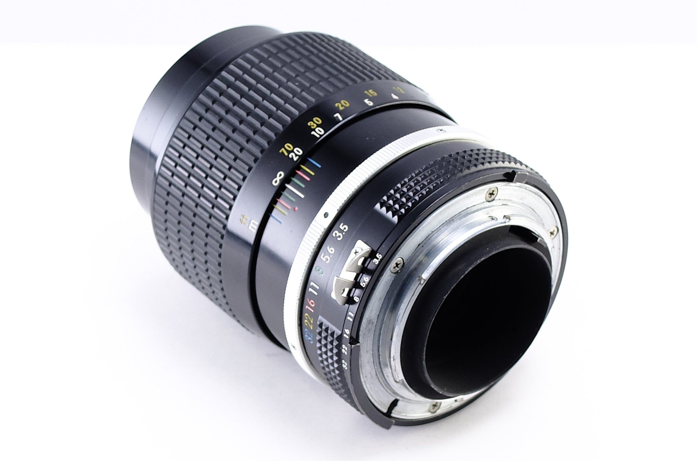 Nikon】Ai NIKKOR 135mm F3.5［ニコンFマウント］ – 東京CAMERA