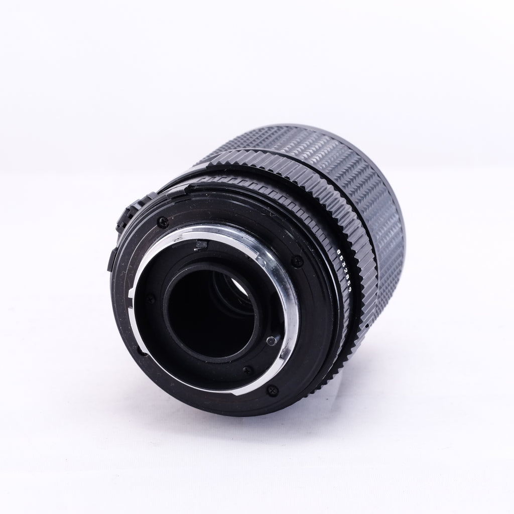 MINOLTA X-7 (Black) + MD ZOOM 35-70mm F3.5