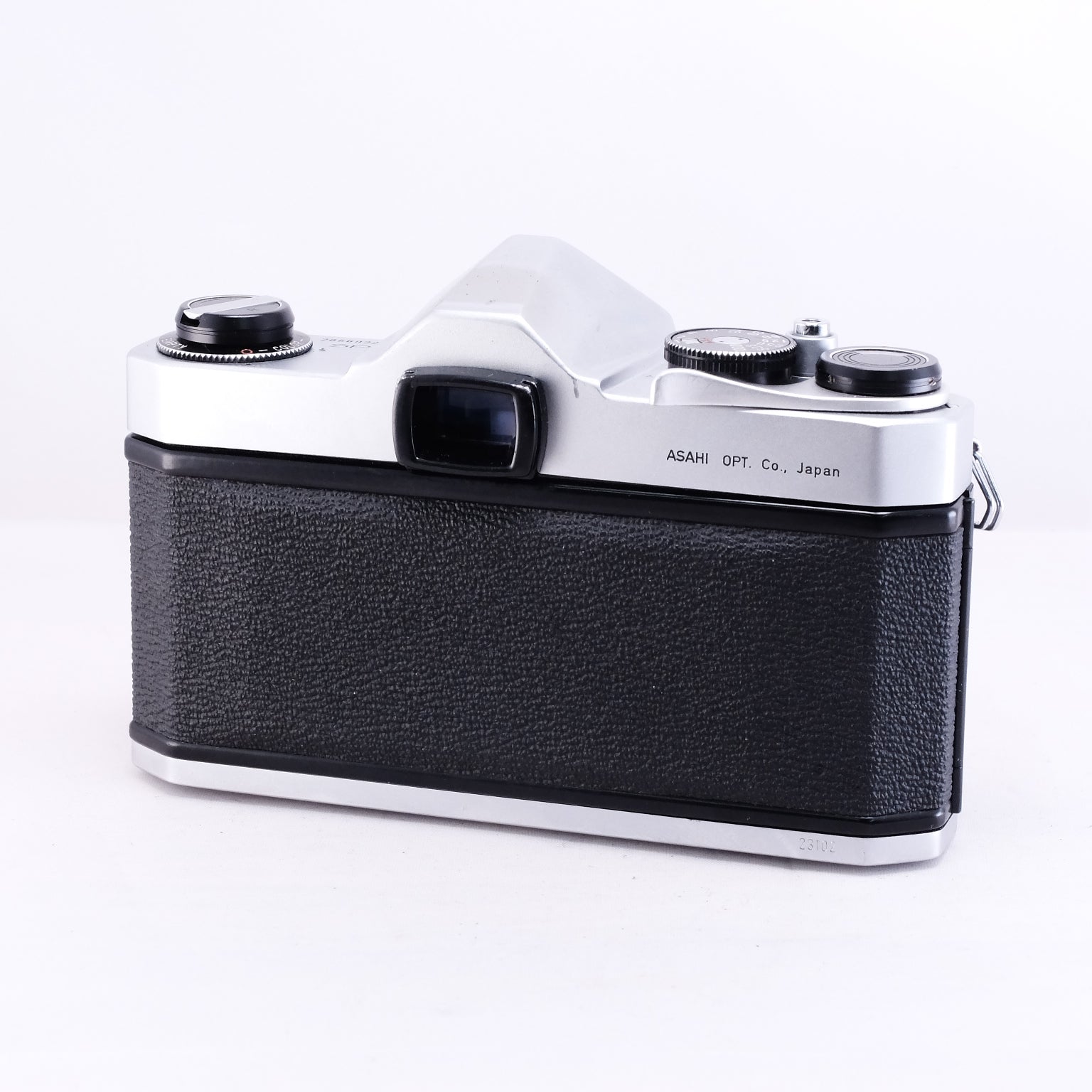 PENTAX SP (silver) + Super-Multi-Coated TAKUMAR 55mm F1.8