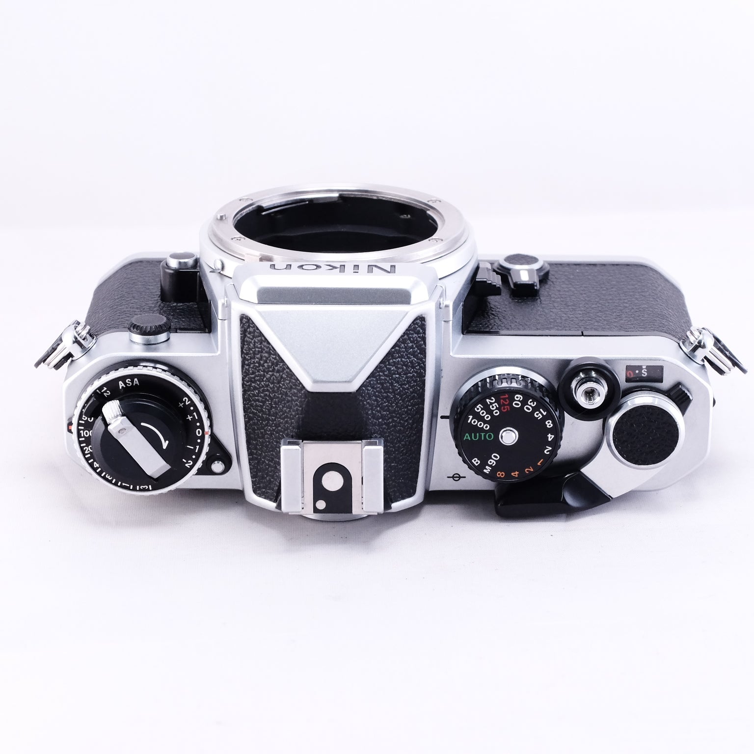 Nikon FE (Silver) ※整備品