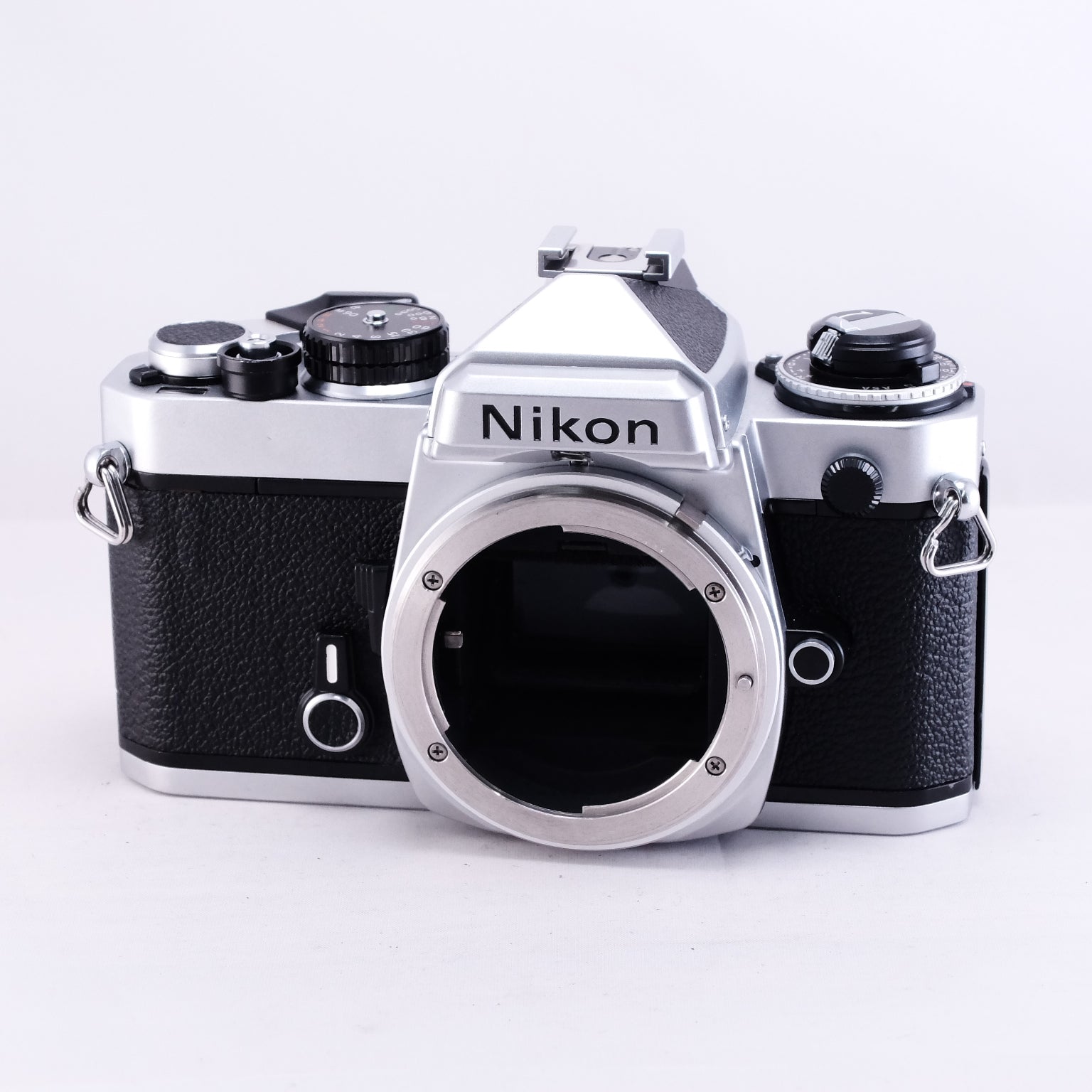 Nikon FE (Silver) ※整備品