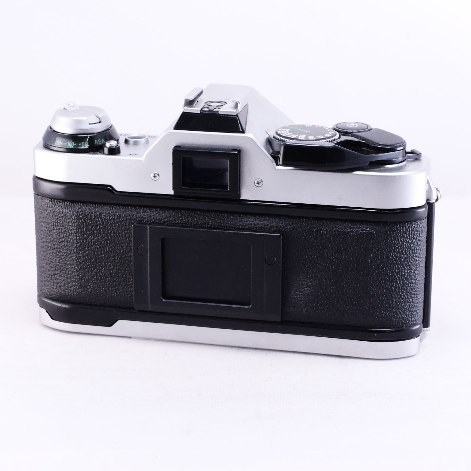 Canon AE-1 PROGRAM (Silver) + FD 50mm f1.8 – 東京CAMERA