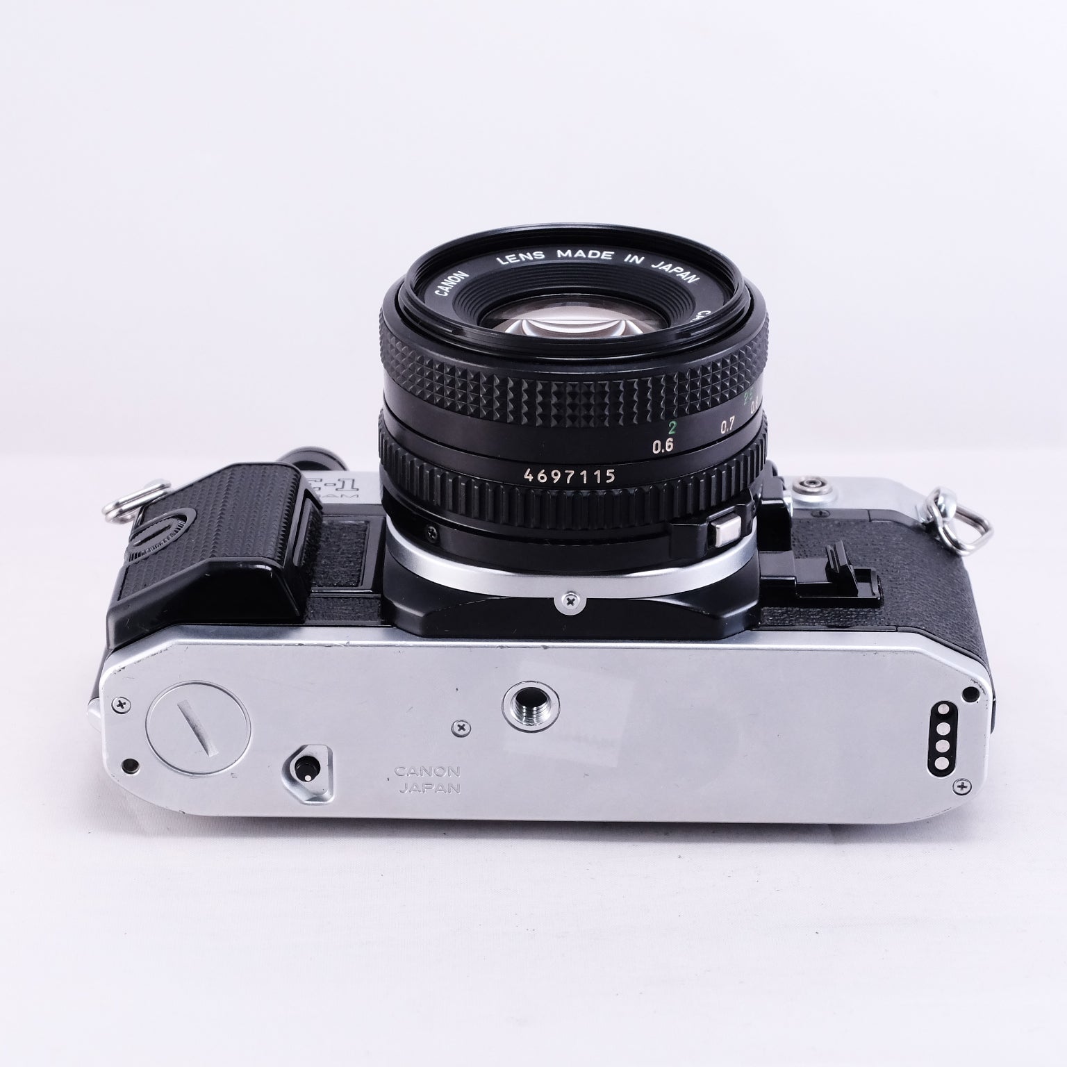 Canon AE-1 PROGRAM (Silver) + FD 50mm f1.8 – 東京CAMERA