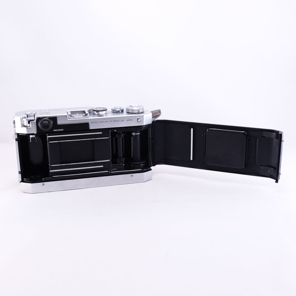 Canon VT deluxe + 50mm F1.8 黒鏡筒