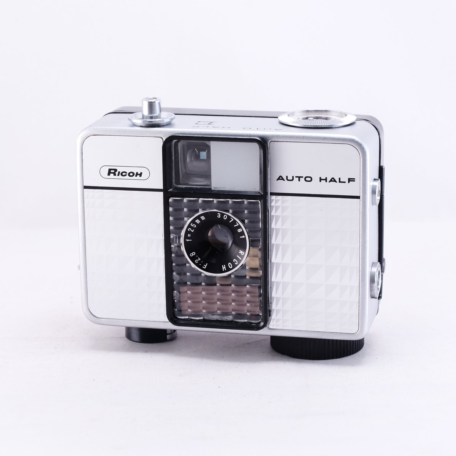 Ricoh AUTO HALF E (white) ※整備品