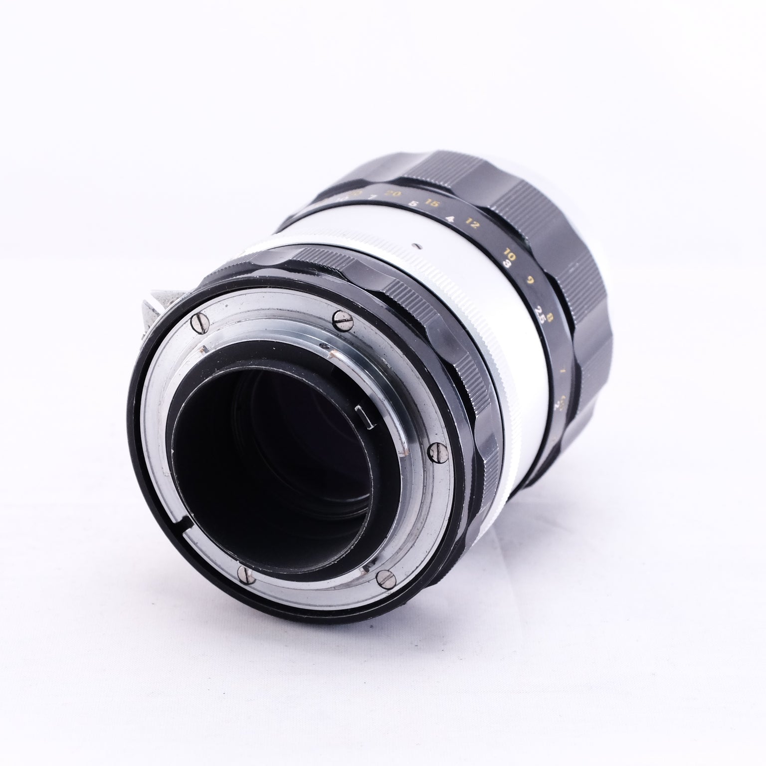 Nikon 非Ai NIKKOR-Q Auto 135mm F3.5 [F]