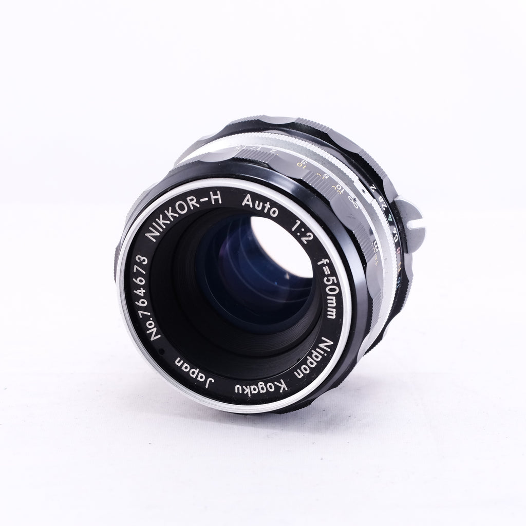 Nikon Nikomat FTN + NIKKOR-H Auto 50mm F2