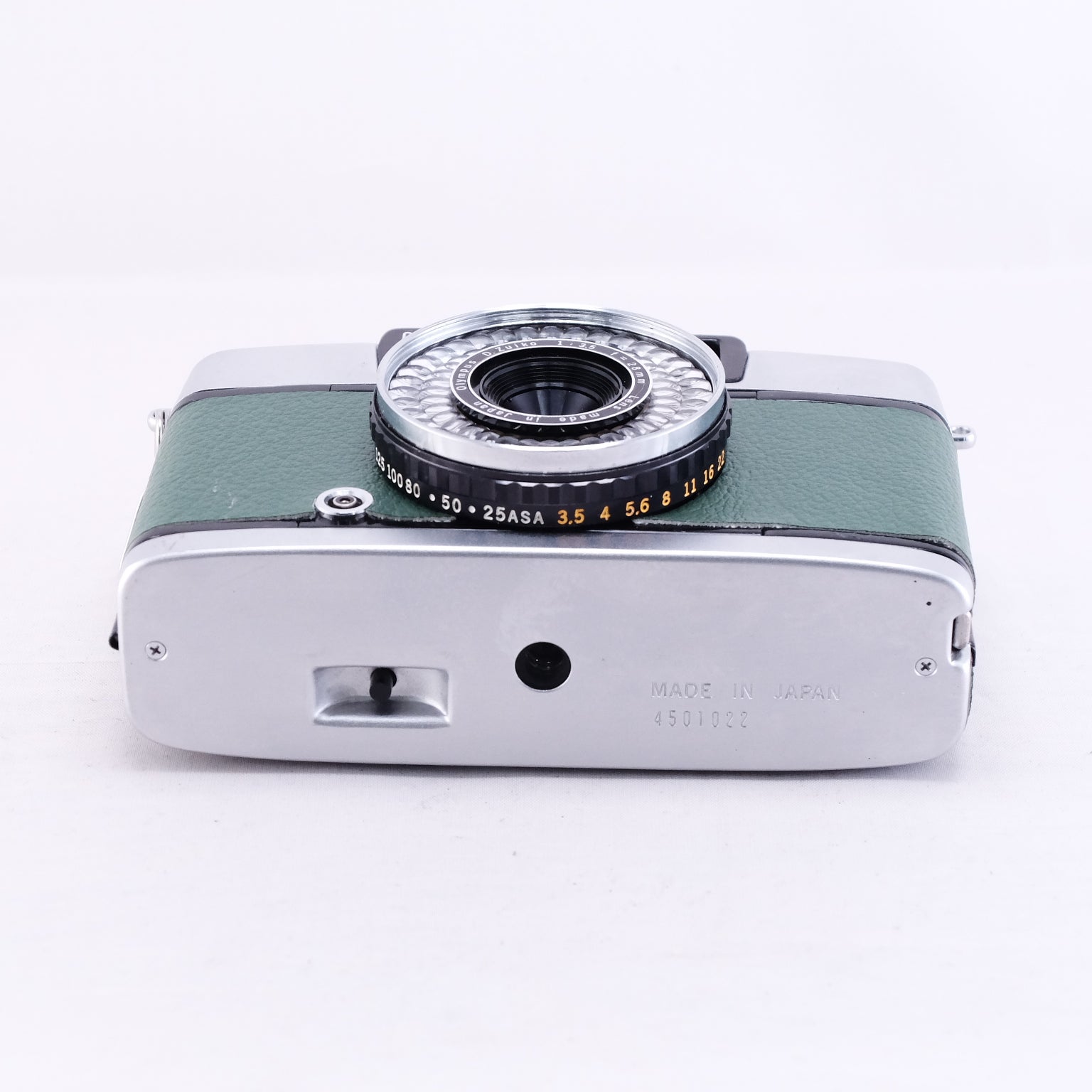 OLYMPUS PEN EE-3 (Ever Green)