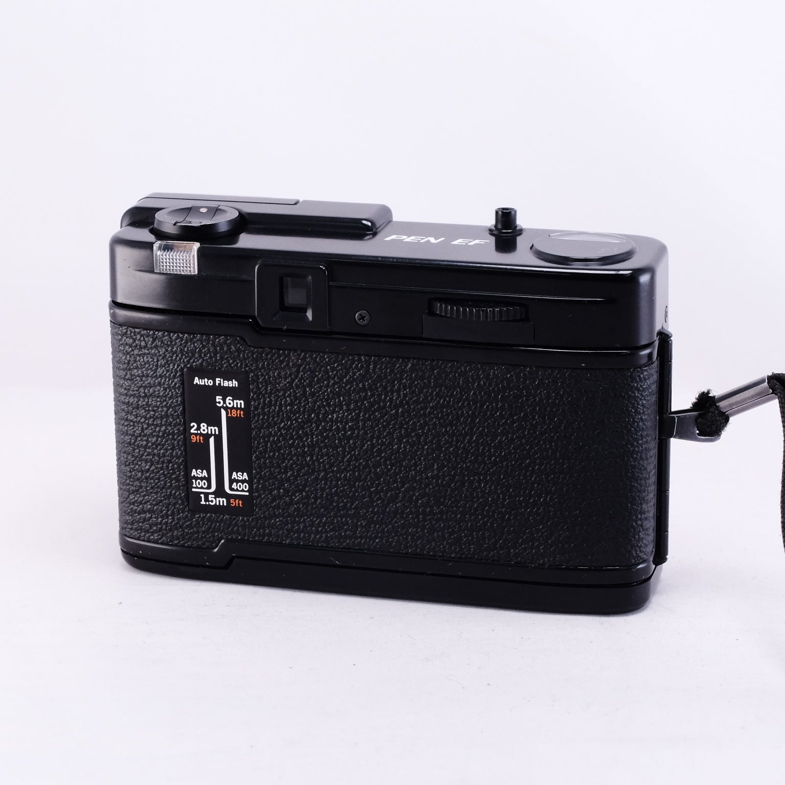 OLYMPUS PEN EF (フラッシュ内臓）