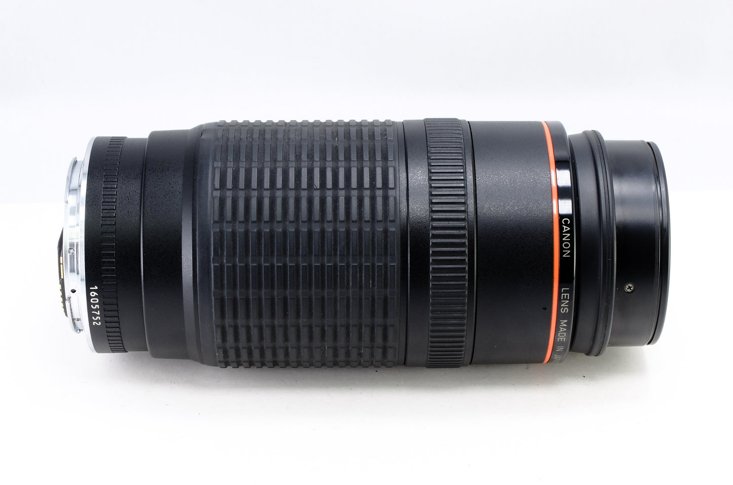 【Canon】EF 100-300mm F5.6 L [キヤノンEFマウント] [1004424630135]