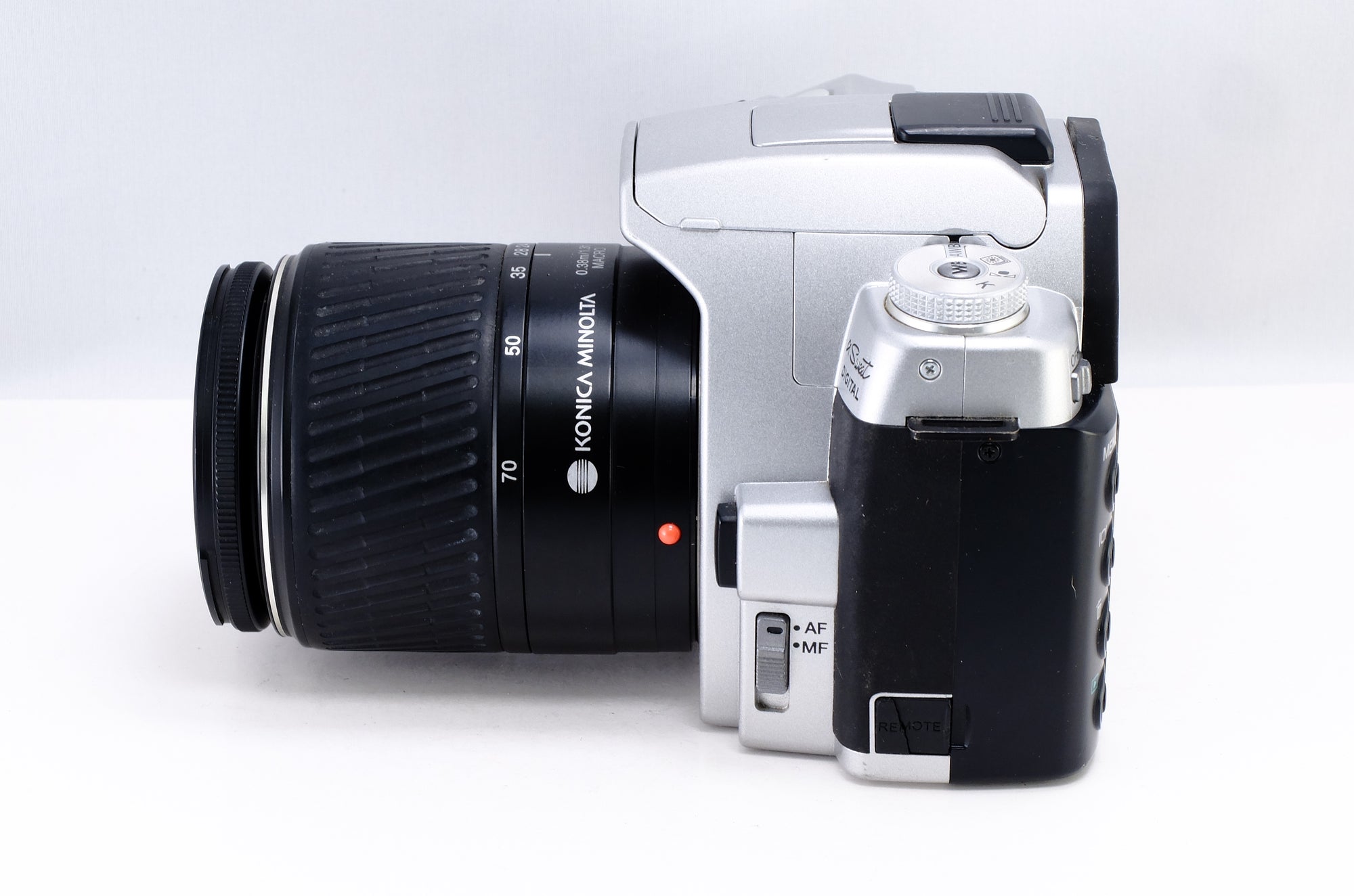 【KONICA MINOLTA】α Sweet DIGITAL シルバー + AF DT 18-70/3.5-5.6D [1086520327762] | 東京CAMERA