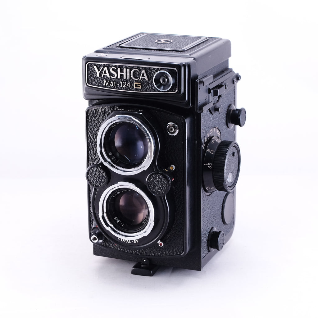 YASHICA Mat-124G Yashinon 80mm F3.5