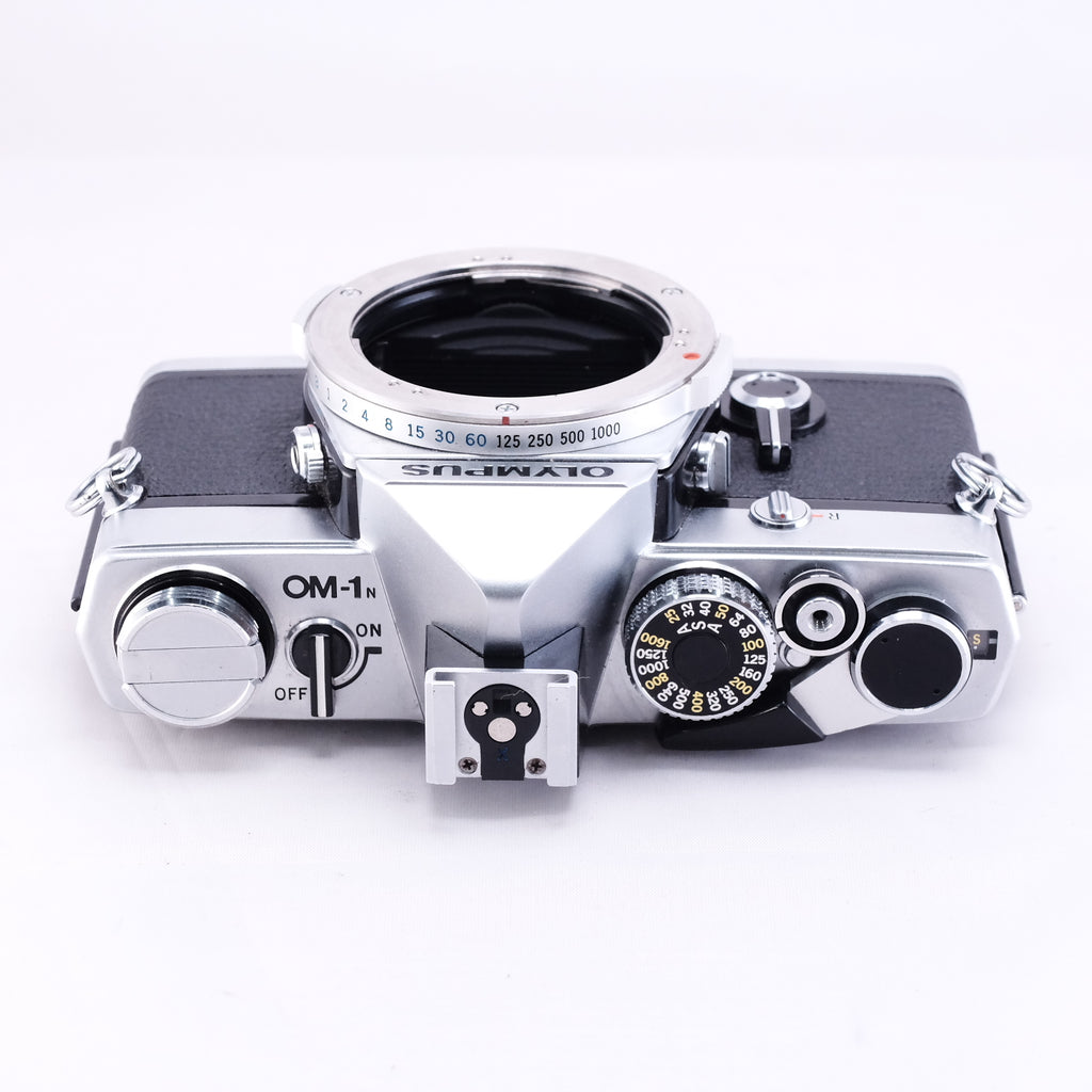 OLYMPUS OM-1n (Silver)