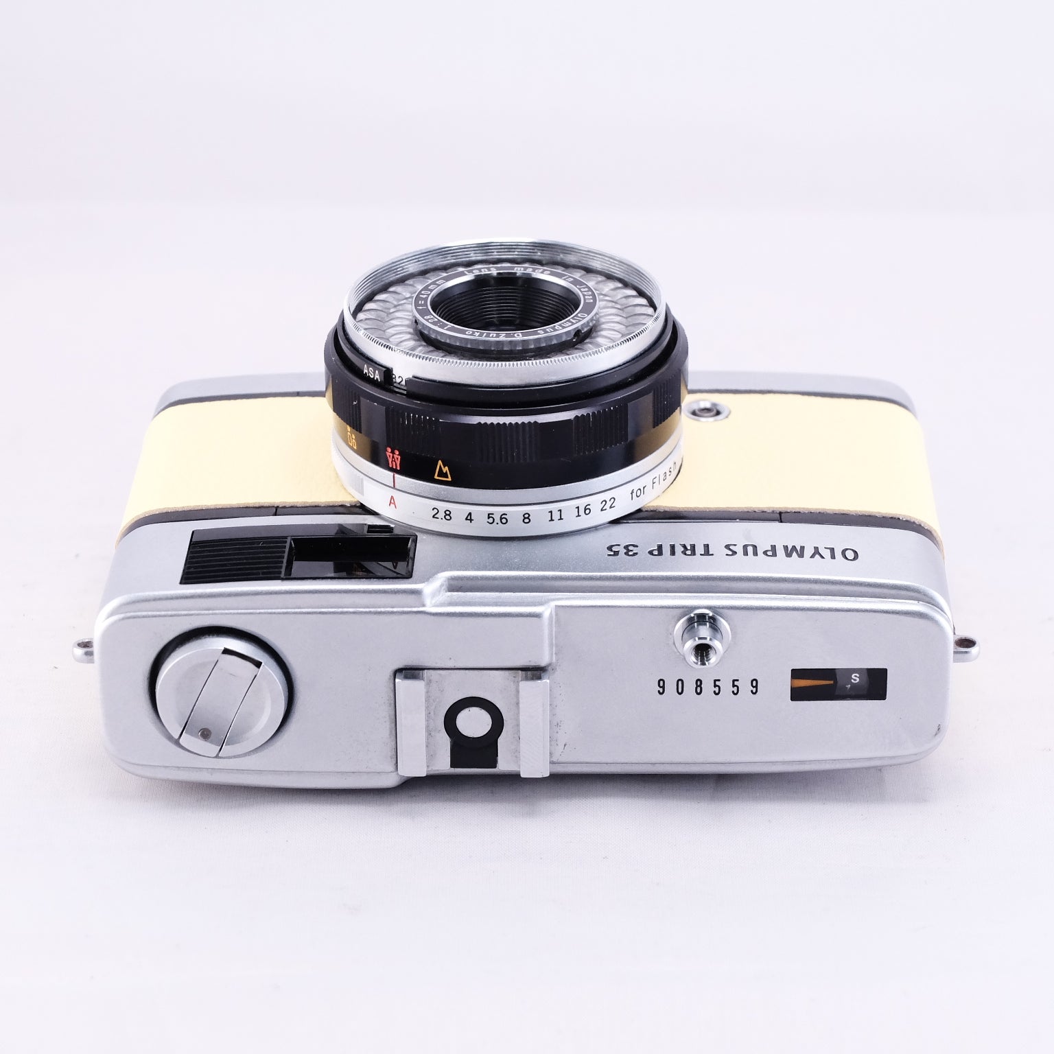 OLYMPUS TRIP35  (Lemon Yellow)