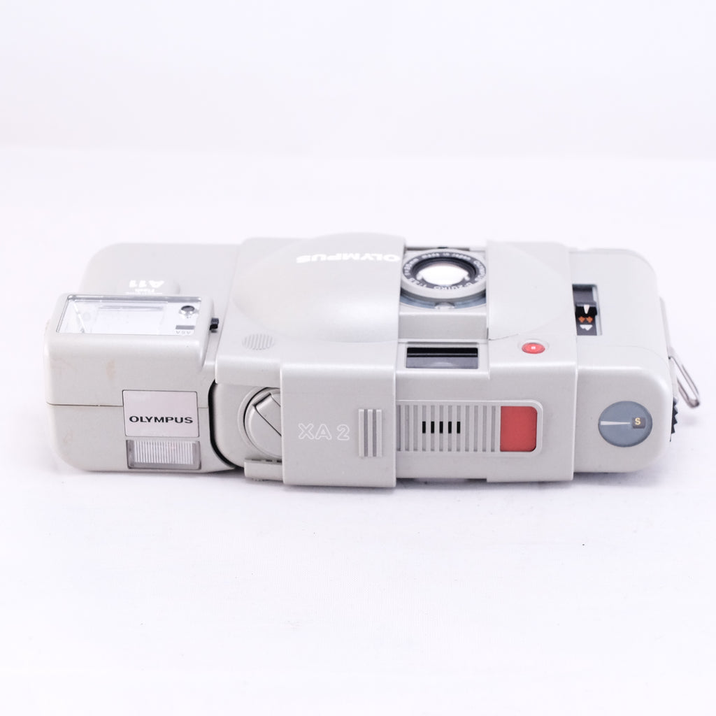 OLYMPUS XA 2 + A11 アーバンホワイト ※整備品
