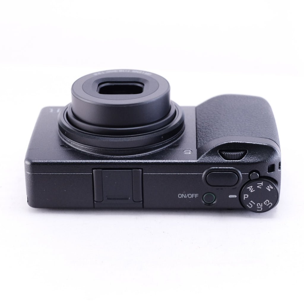 RICOH GR III NEW NEVER USED