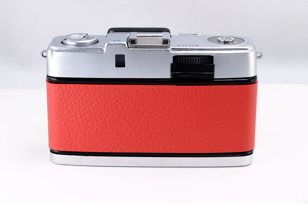 [OLYMPUS]PEN S (Garnet Red) 