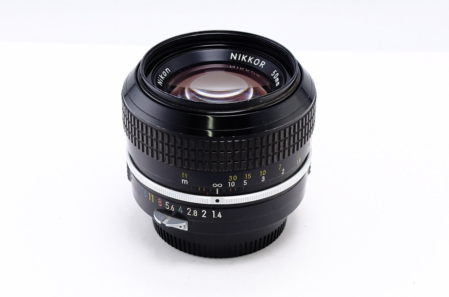 【Nikon】New NIKKOR 50mm F1.4 非Ai [ニコンFマウント] [1087618919517]