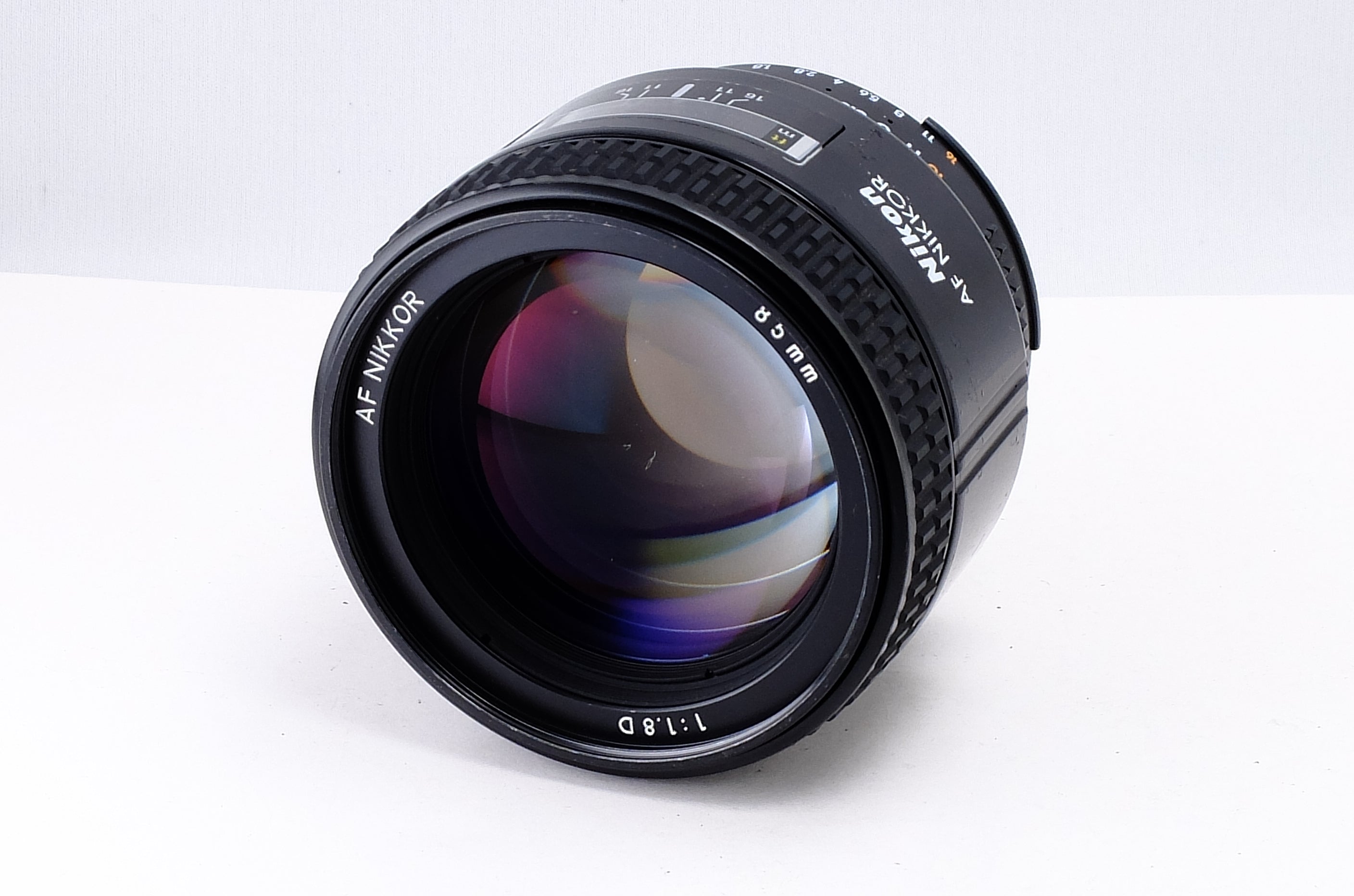 Nikon】AF NIKKOR 85mm F1.8 D [ニコンFマウント] – 東京CAMERA