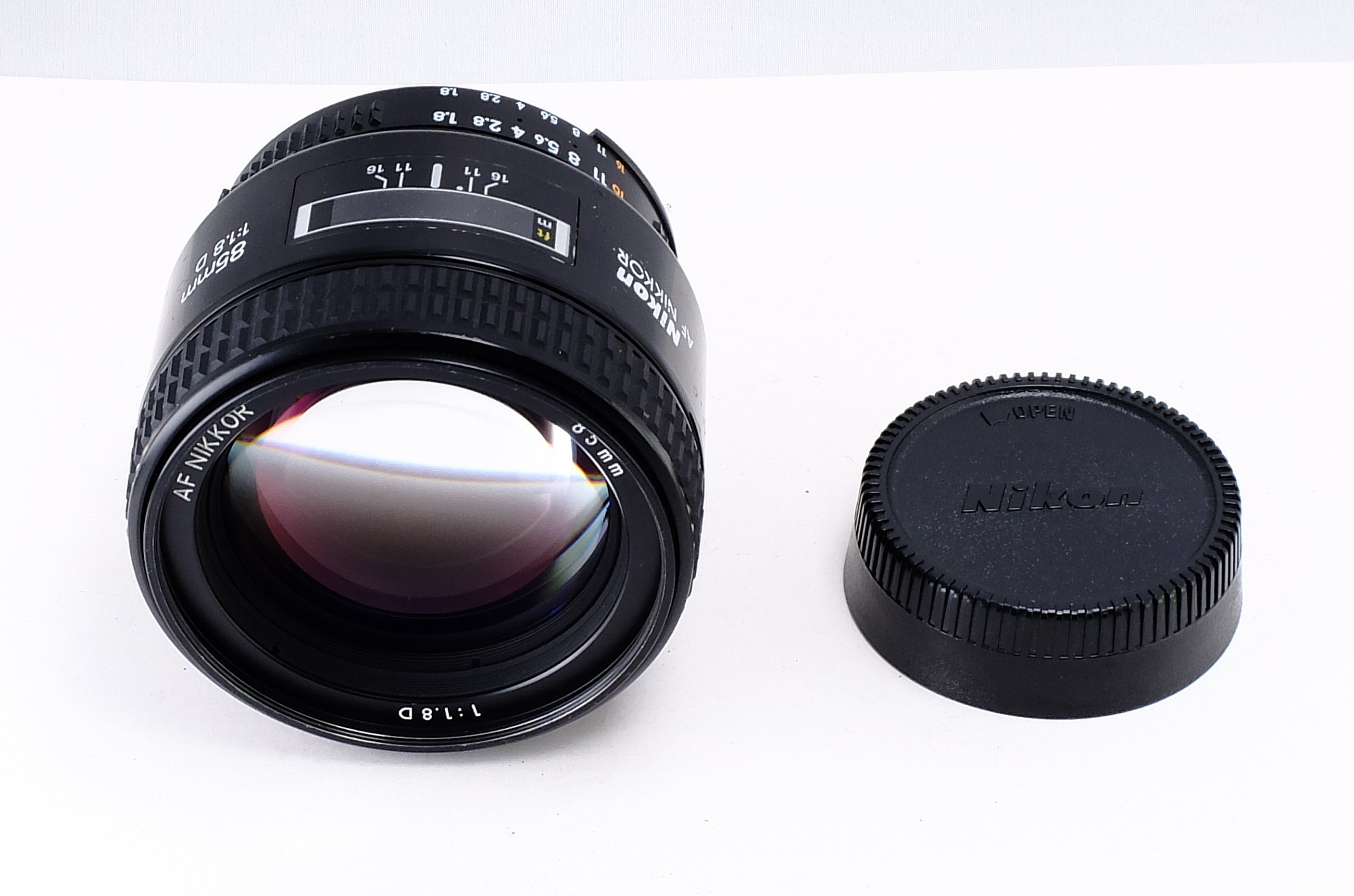 Nikon】AF NIKKOR 85mm F1.8 D [ニコンFマウント] – 東京CAMERA